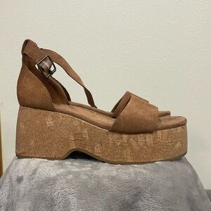 TOMS Laila Suade Platform